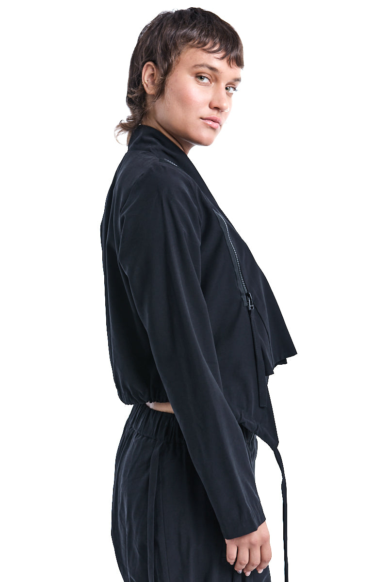 BLACK SOFT ZIPPED JACKET