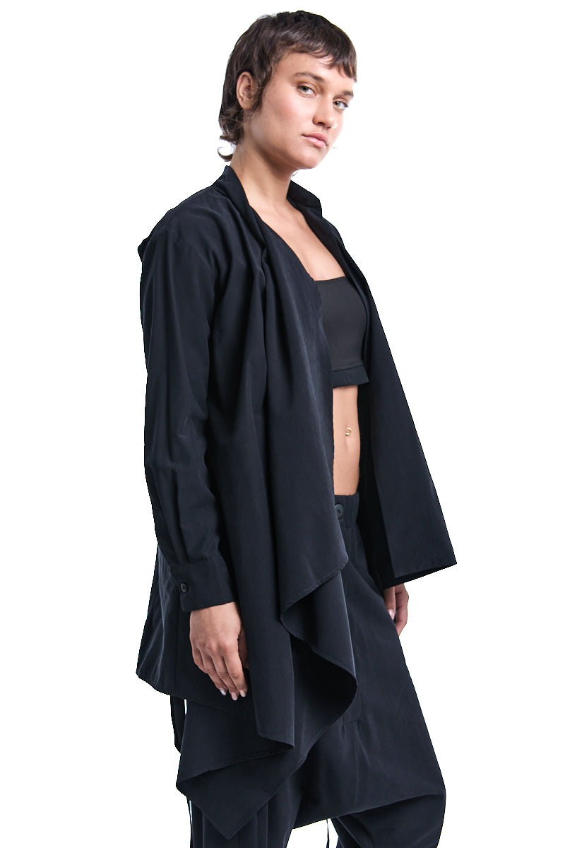 BLACK OVERLAPPED JACKET
