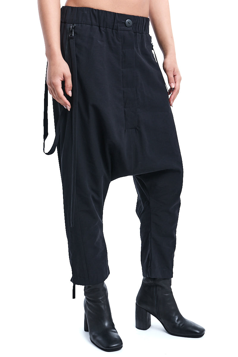 BLACK SOFT ZIPPED PANTS