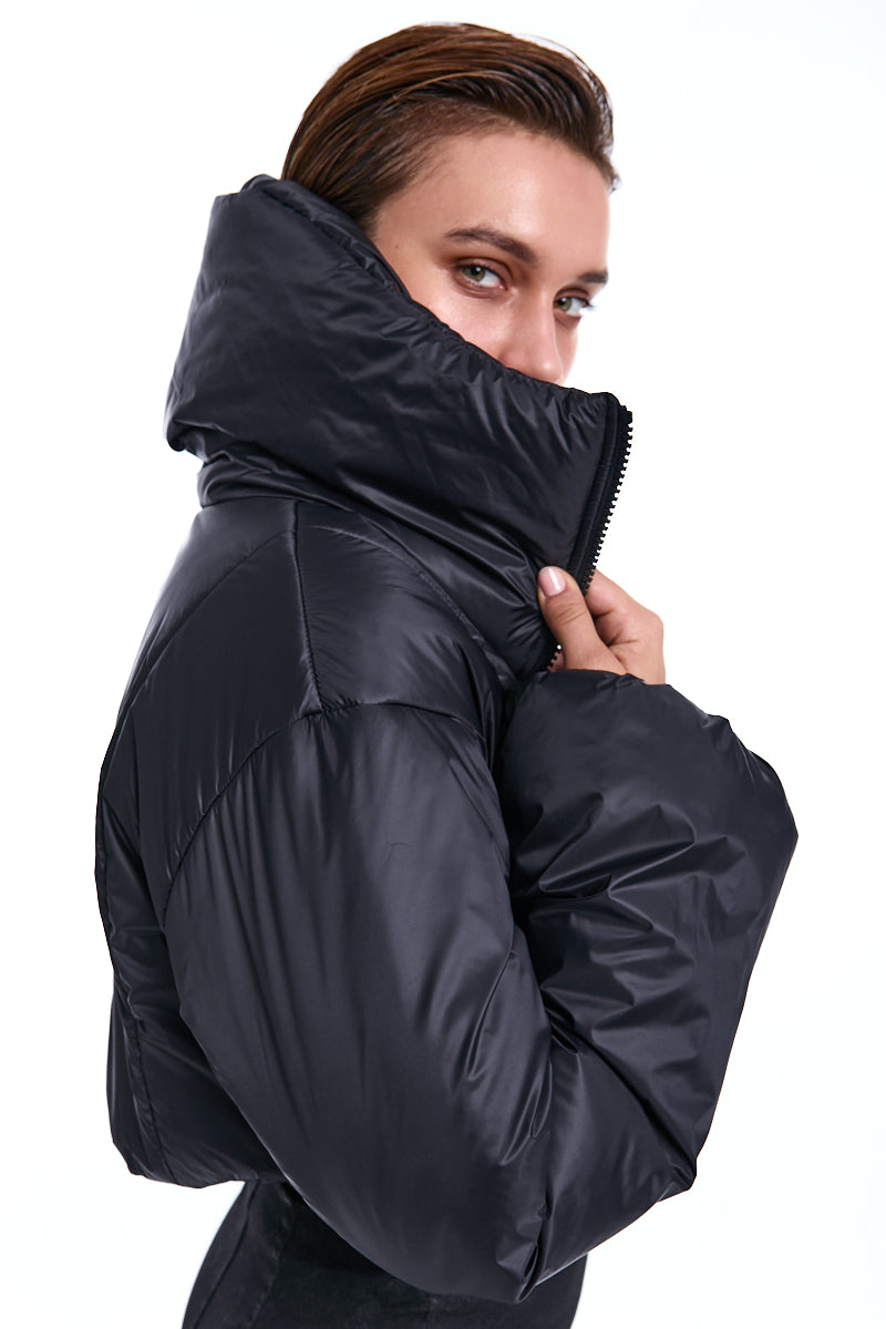 BLACK CROP PADDED JACKET