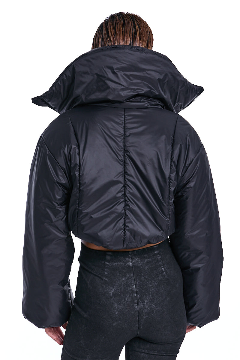 BLACK CROP PADDED JACKET