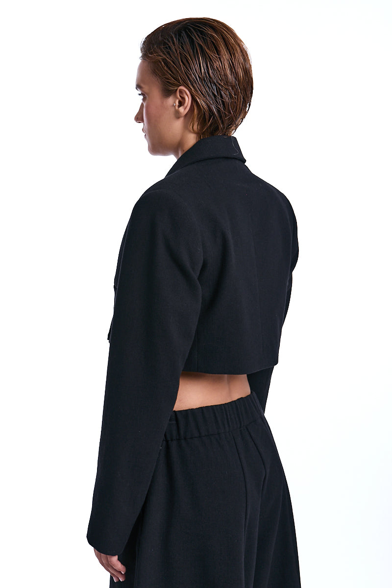 BLACK DOUBLE-BREASTED CROP BLAZER