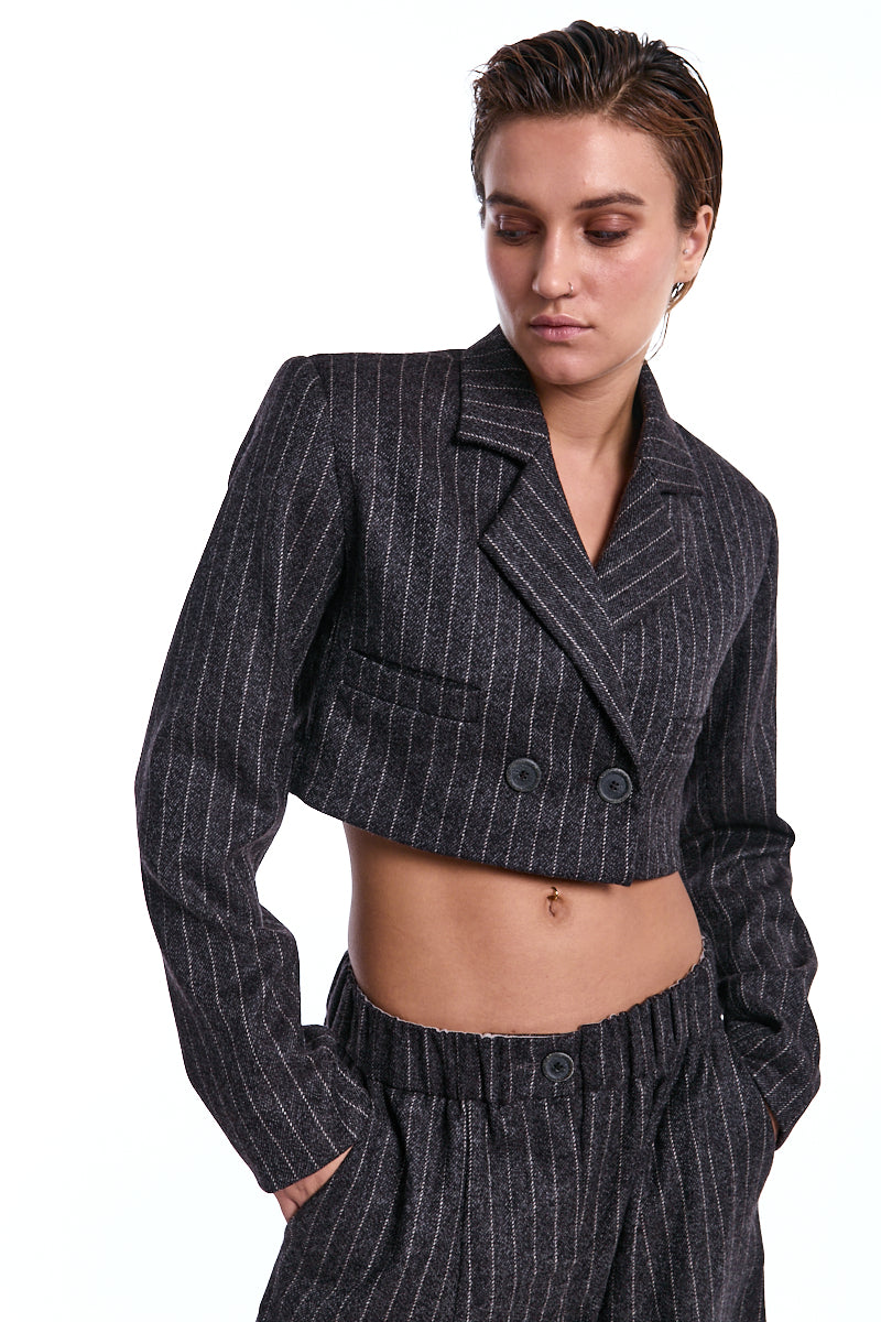 TRUFFLE STRIPED DOUBLE-BREASTED CROP BLAZER