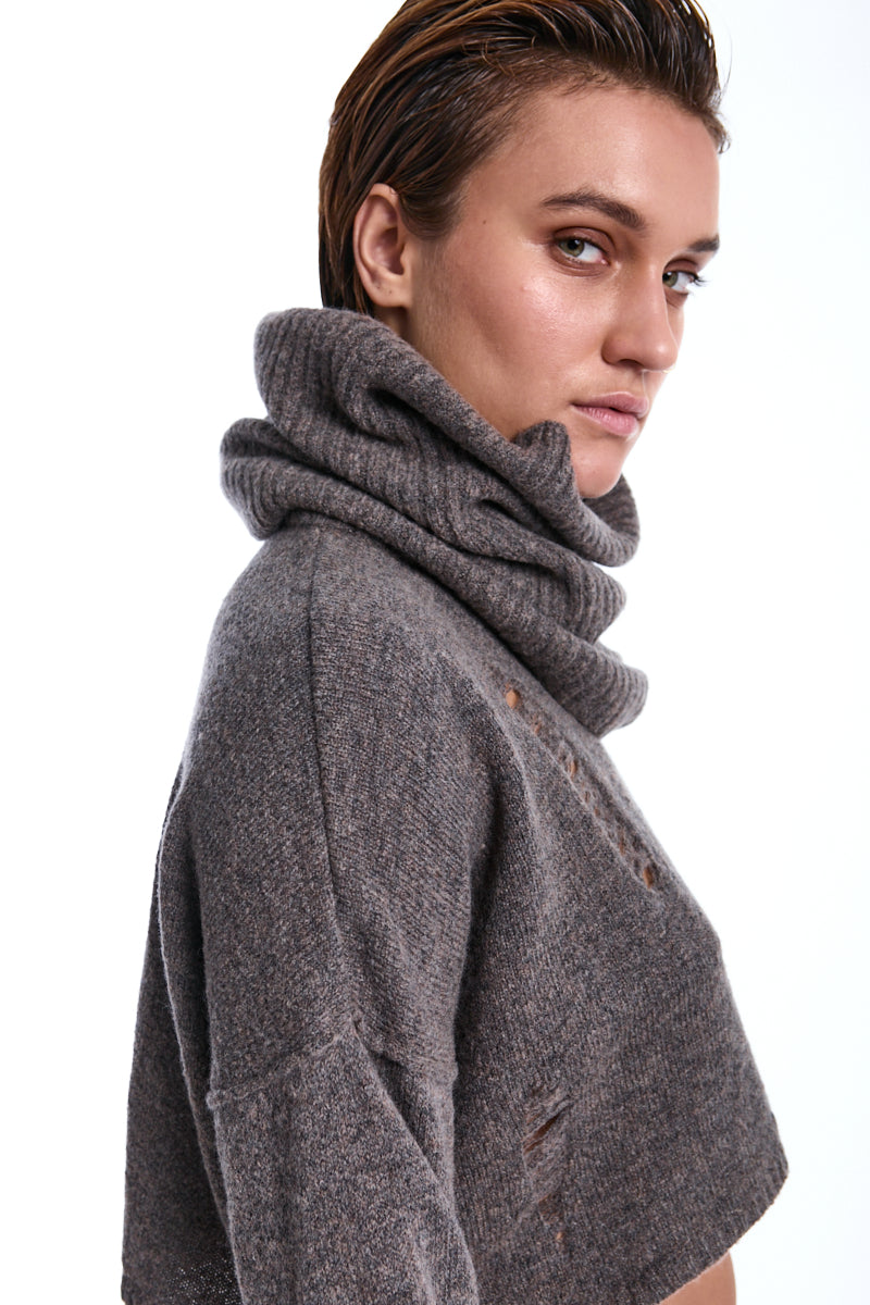 FADED BROWN CROP WOOL SWEATER WITH SNOOD