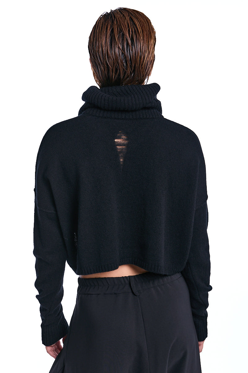 BLACK CROP WOOL SWEATER WITH SNOOD