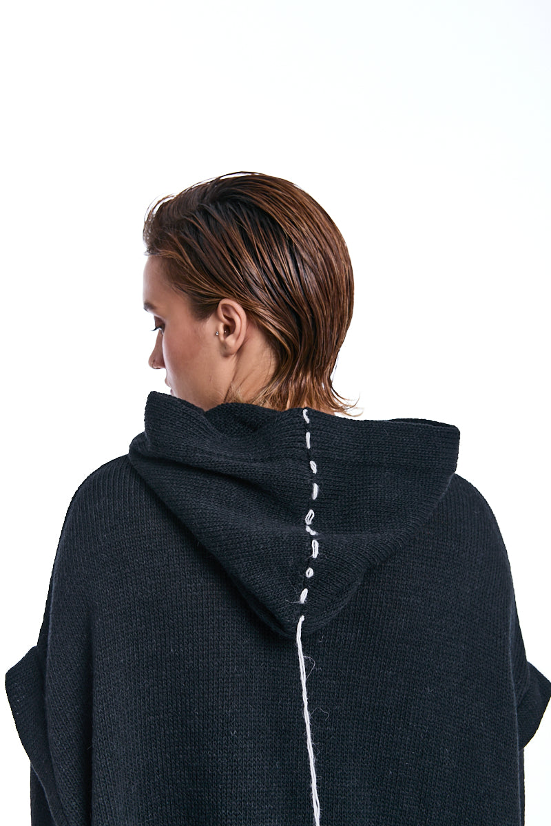 BLACK HOODED WOOL SWEATER