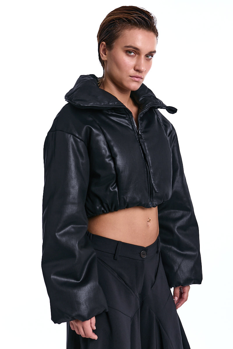 BLACK COATED CROP PADDED JACKET