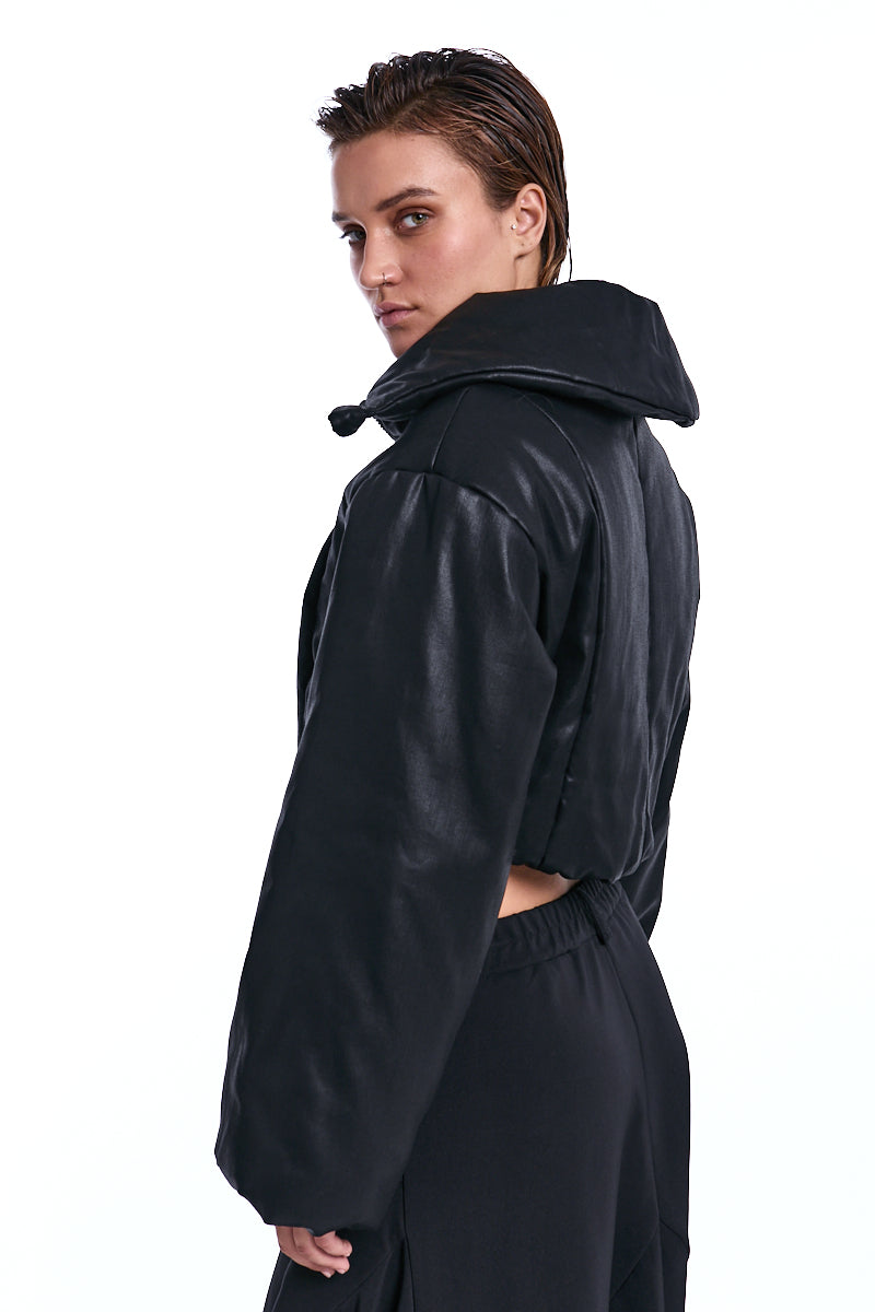 BLACK COATED CROP PADDED JACKET