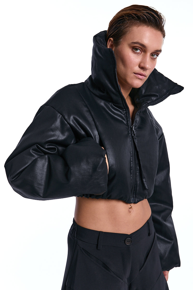 BLACK COATED CROP PADDED JACKET