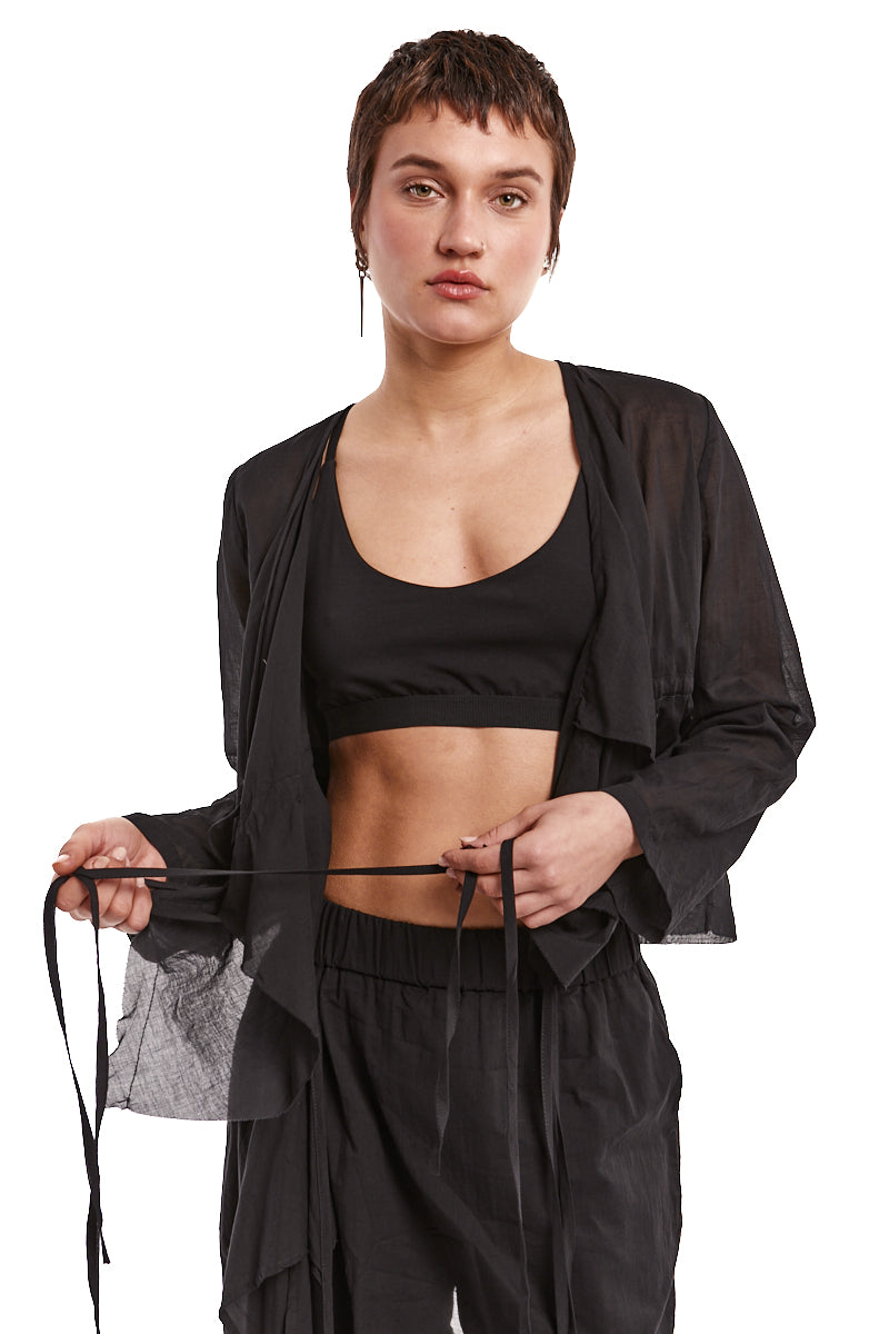 BLACK LIGHTWEIGHT SHORT CARDIGAN