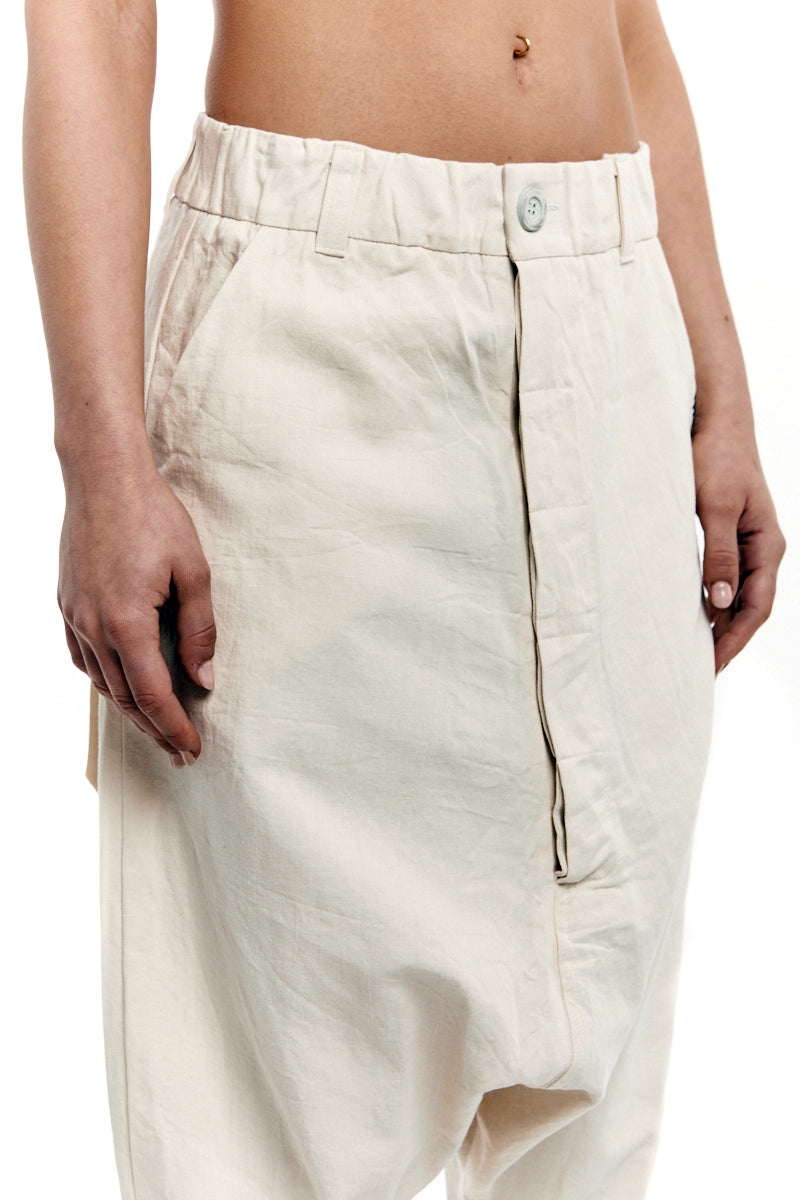 CREAM WRINKLED TEXTURED DENIM PANTS
