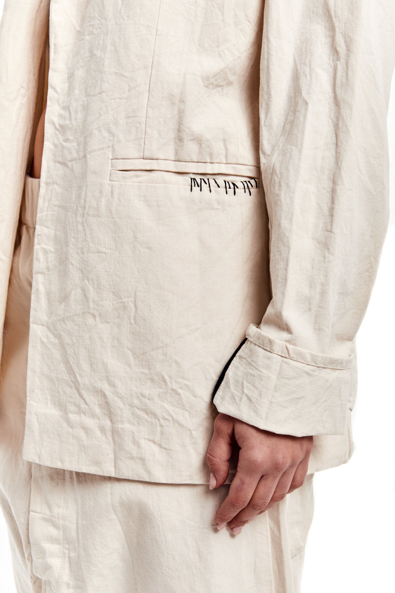 CREAM WRINKLED TEXTURED DENIM JACKET