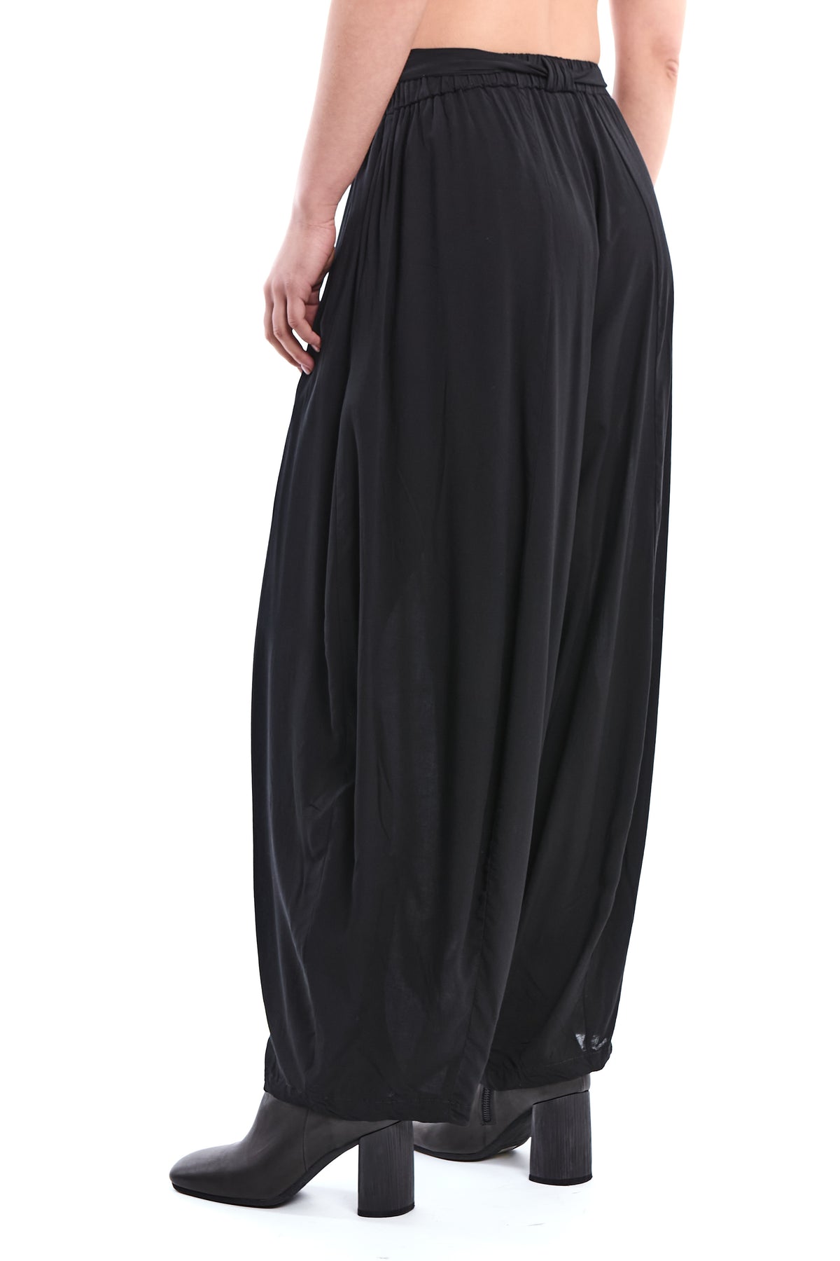 BLACK FLUID SLOUCHY VISCOSE PANTS