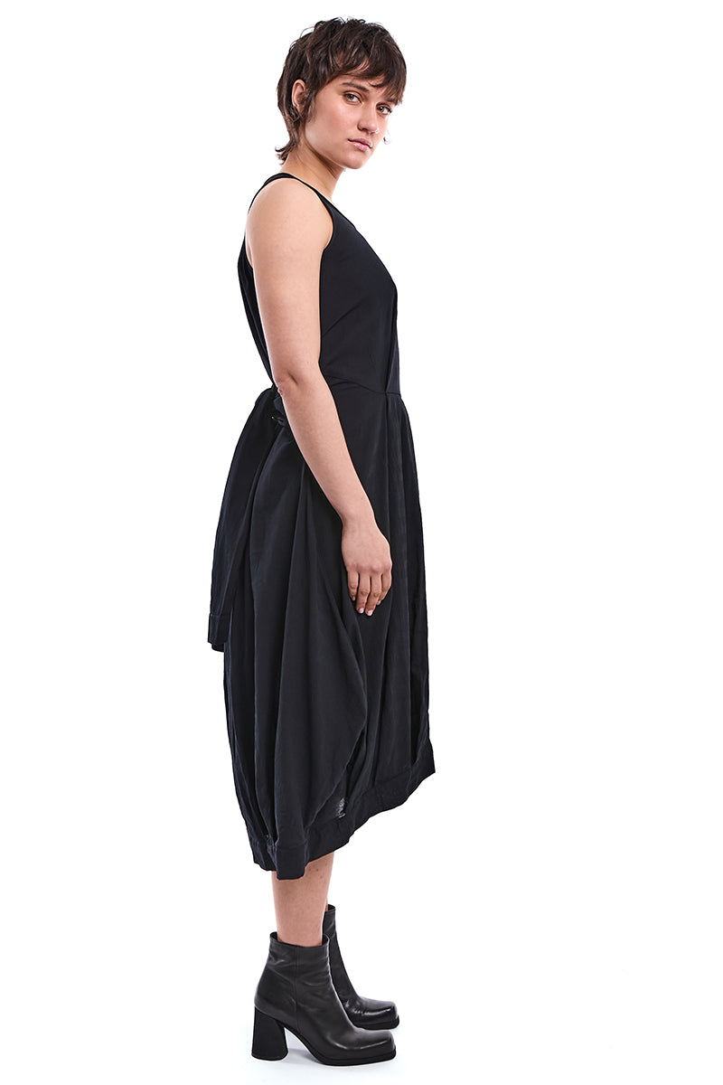 BLACK SLEEVE-TIE DECONSTRUCTED DRESS