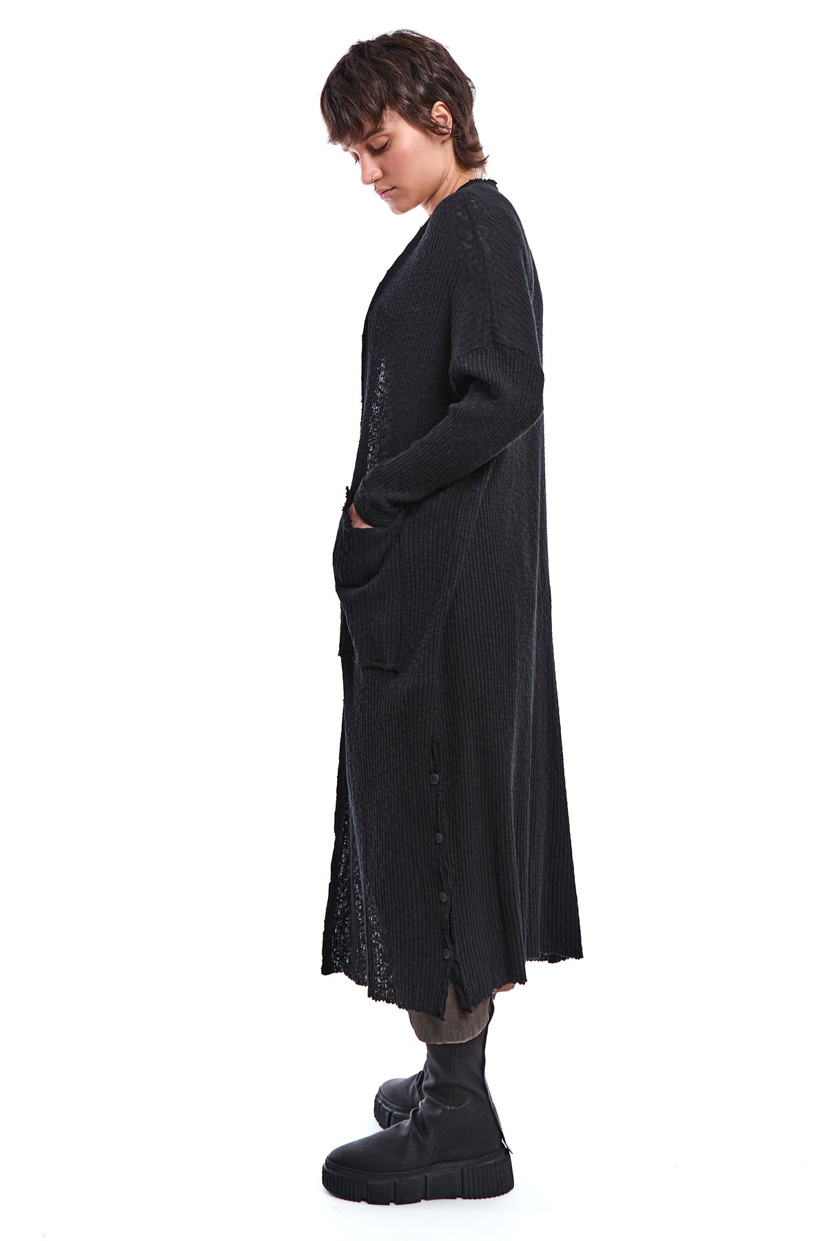 DECONSTRUCTED LATERAL SLIT CARDIGAN