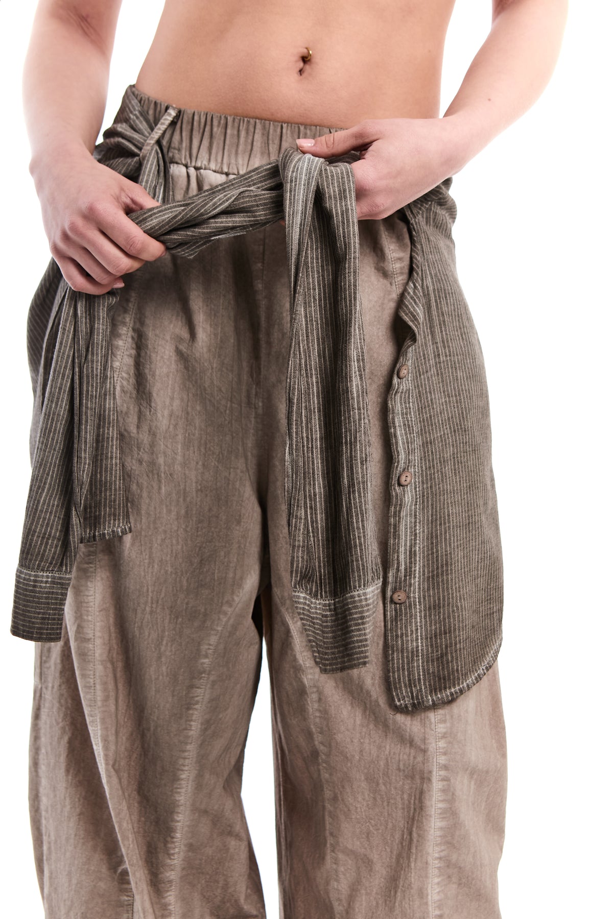 SAND OLD DYE DETACHABLE SHIRT-PANEL CRINKLE PANTS