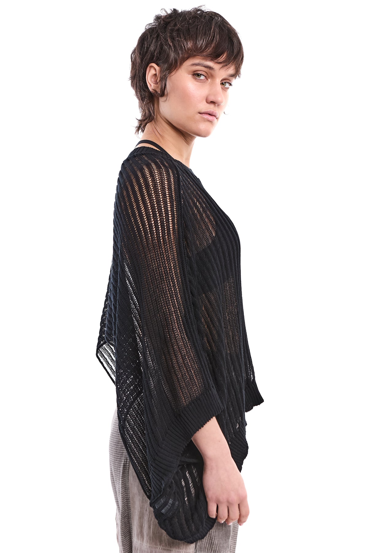BLACK LOOSE-KNIT OVERSIZED COTTON SWEATER
