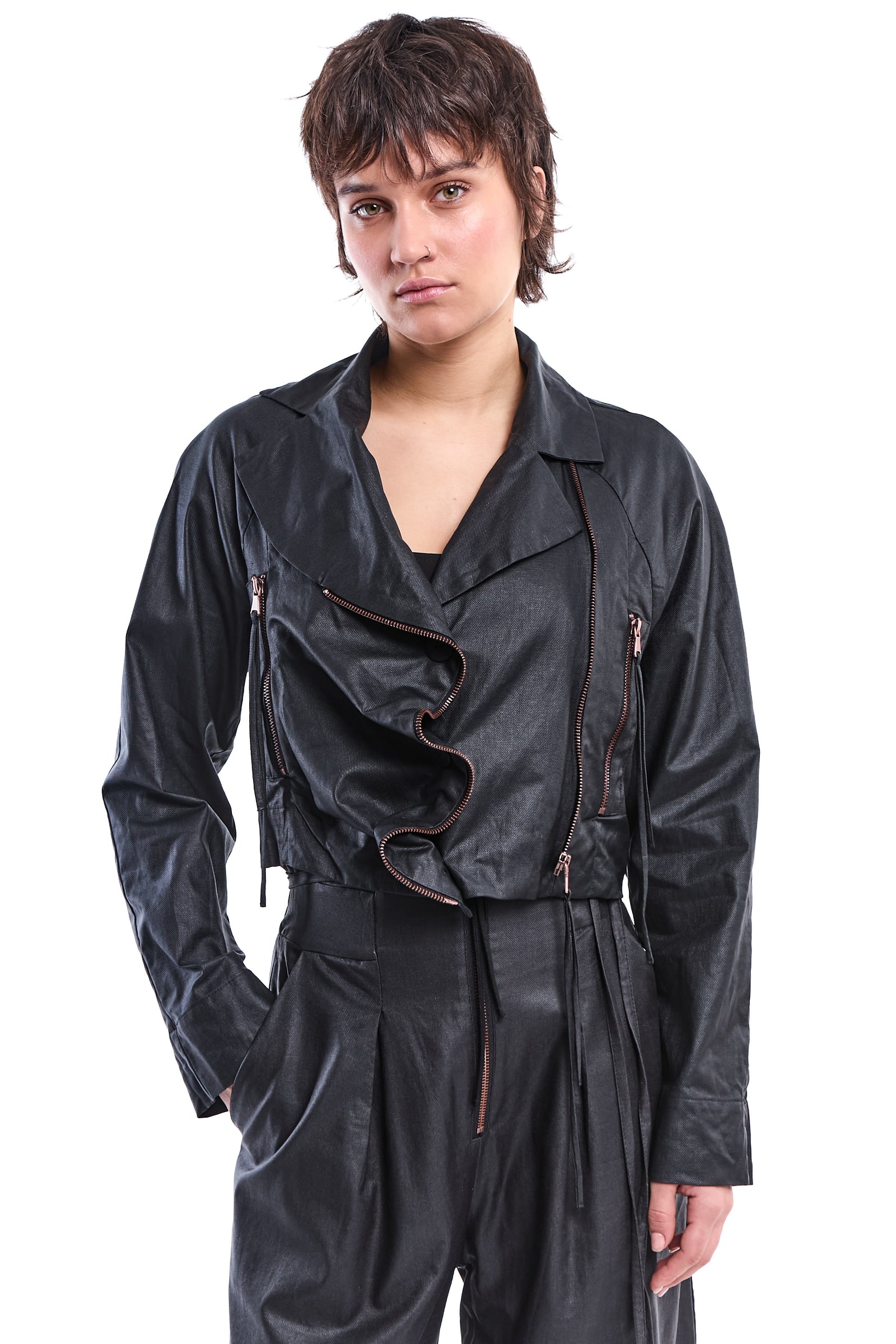 WAXED ASYMMETRIC LINEN-BAMBOO JACKET