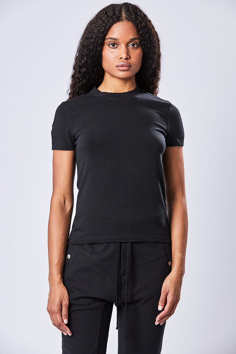 BLACK SOFT BASIC TEE