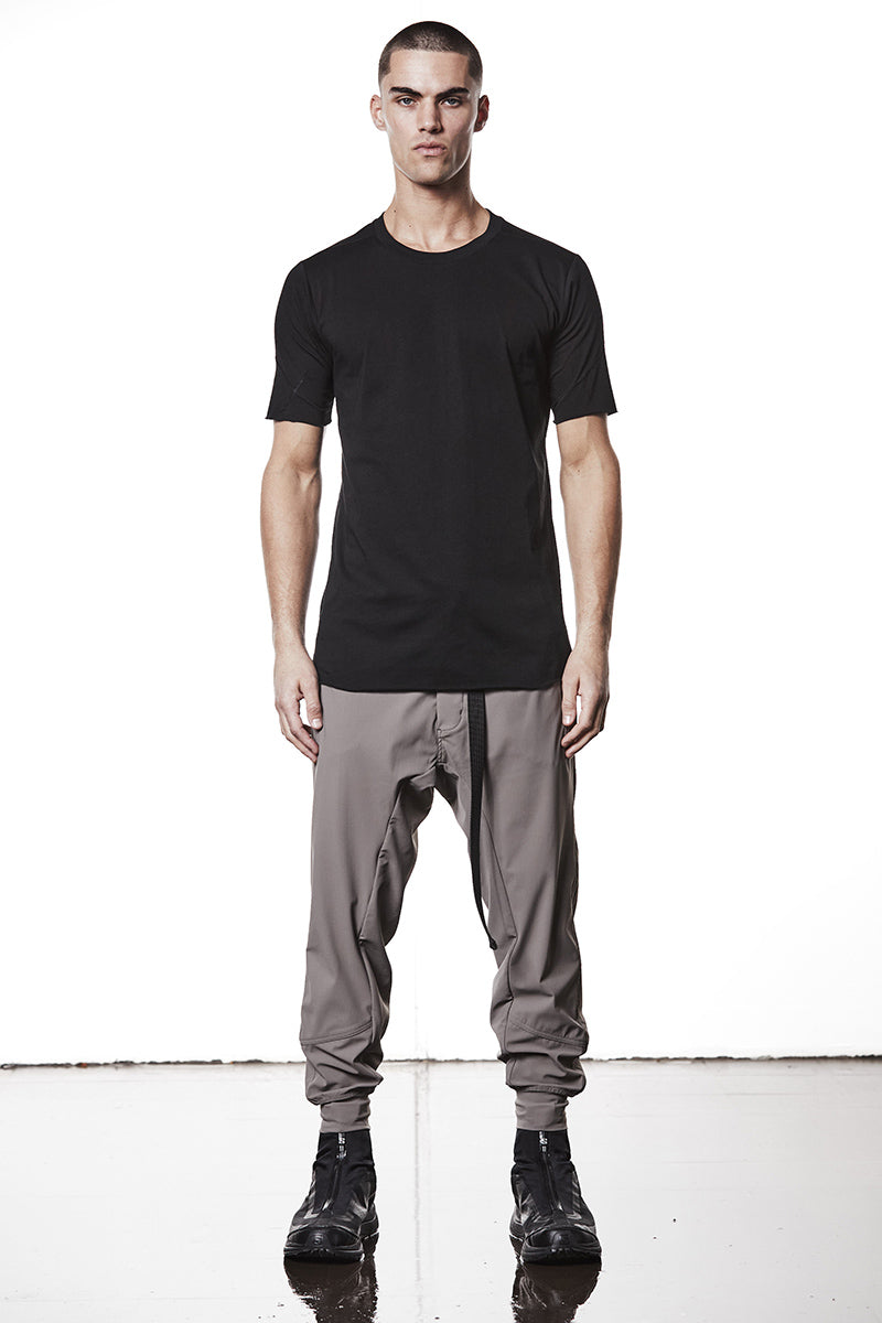 BLACK LIGHT JERSEY STITCHING TEE