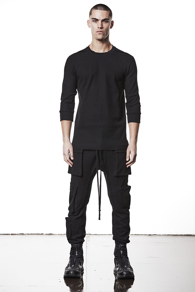 BLACK STRUCTURED SOFT JERSEY TEE