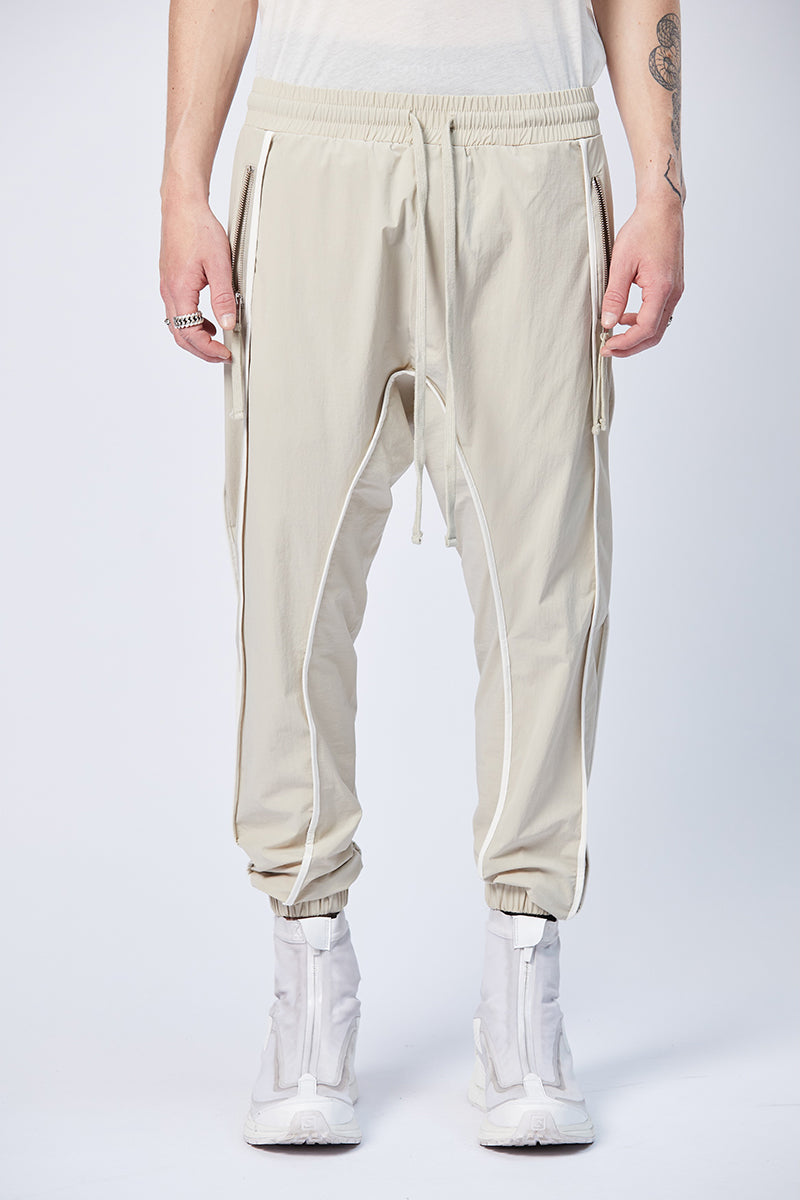 SAND CONTRAST PIPINGS PANTS