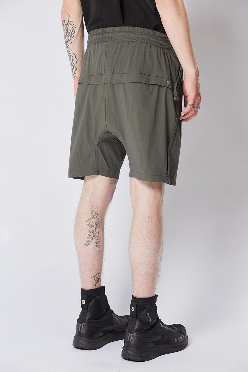 IVY GREEN DROP CROTH SHORTS