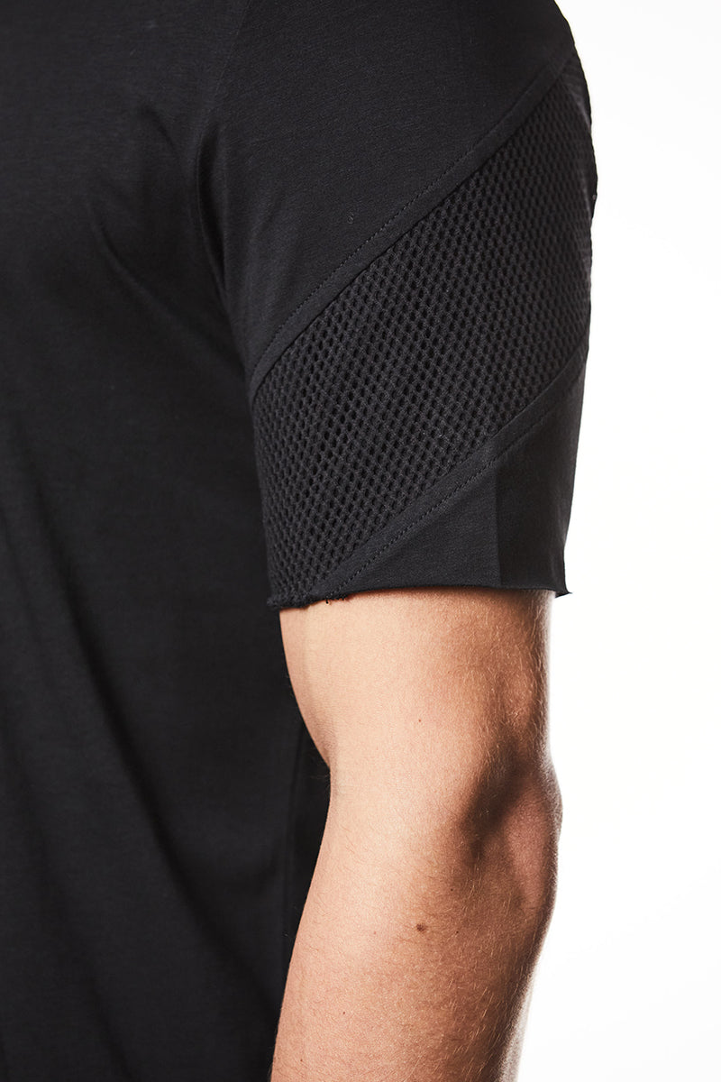 BLACK REGULAR FIT TEE