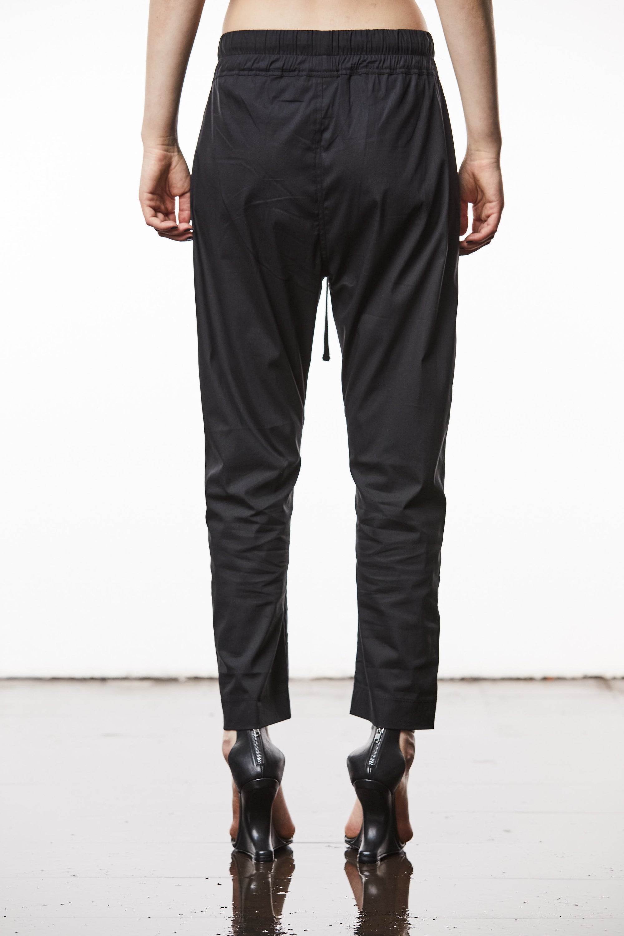 BLACK WOVEN DROPPED CROTCH TROUSERS