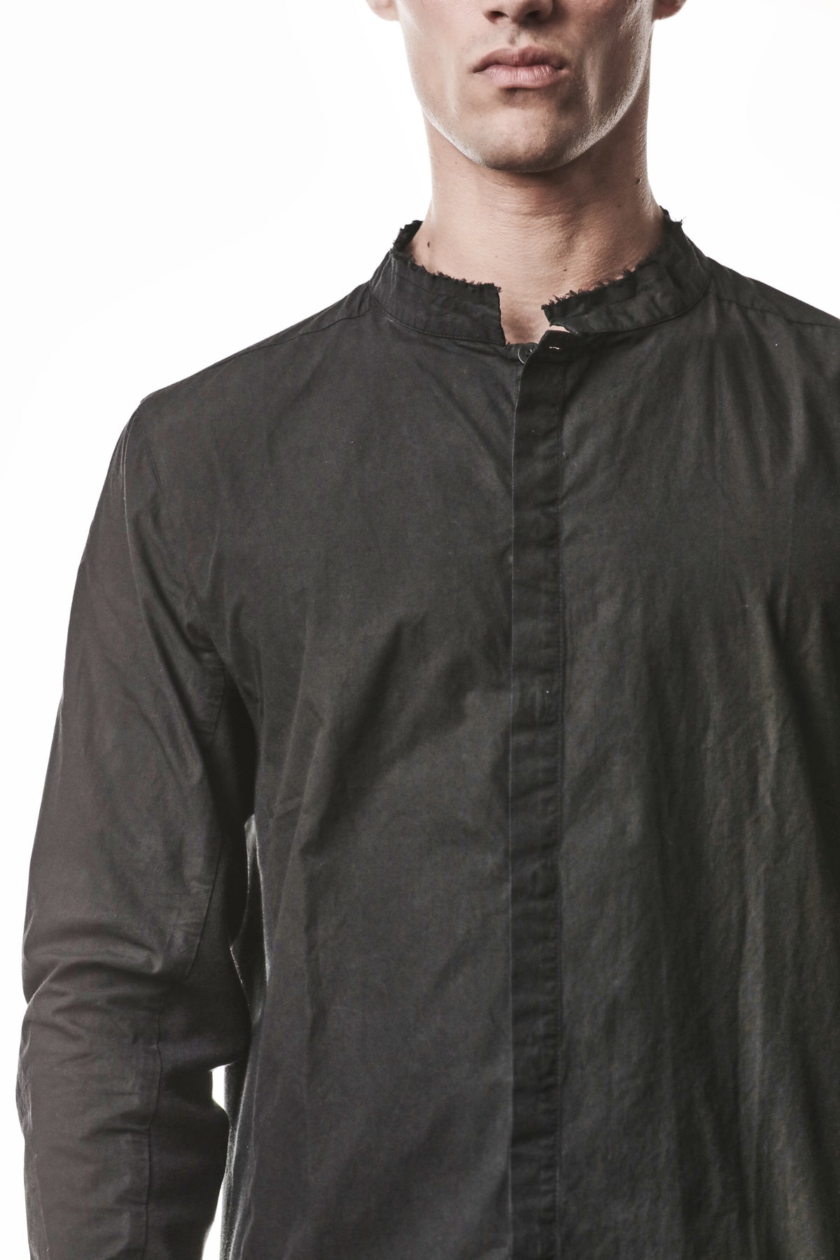 BLACK STAND UP COLLAR RAW CUT SHIRT