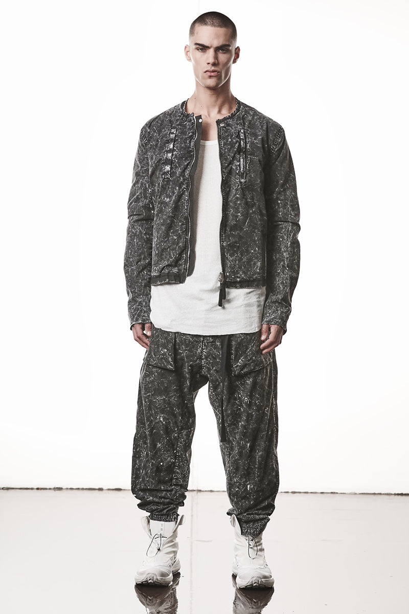 BLACK MARBLE STRETCH ZIPPED JACKET