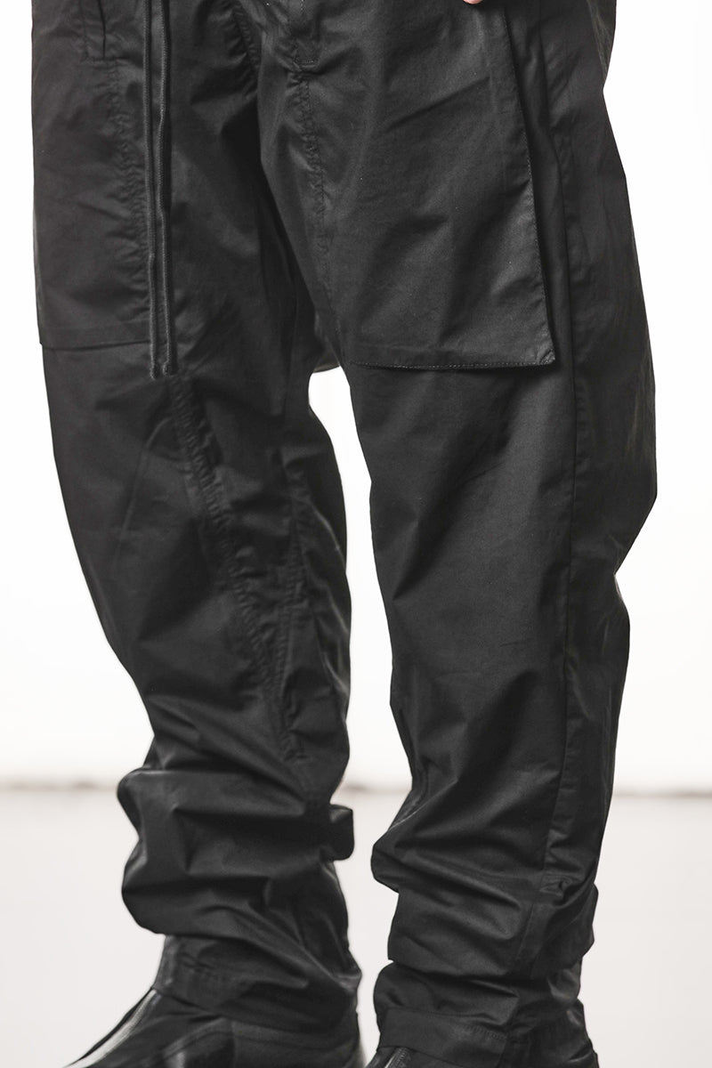 BLACK PATCHED POCKETS STRETCH PANTS