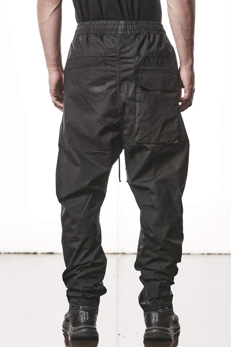BLACK PATCHED POCKETS STRETCH PANTS