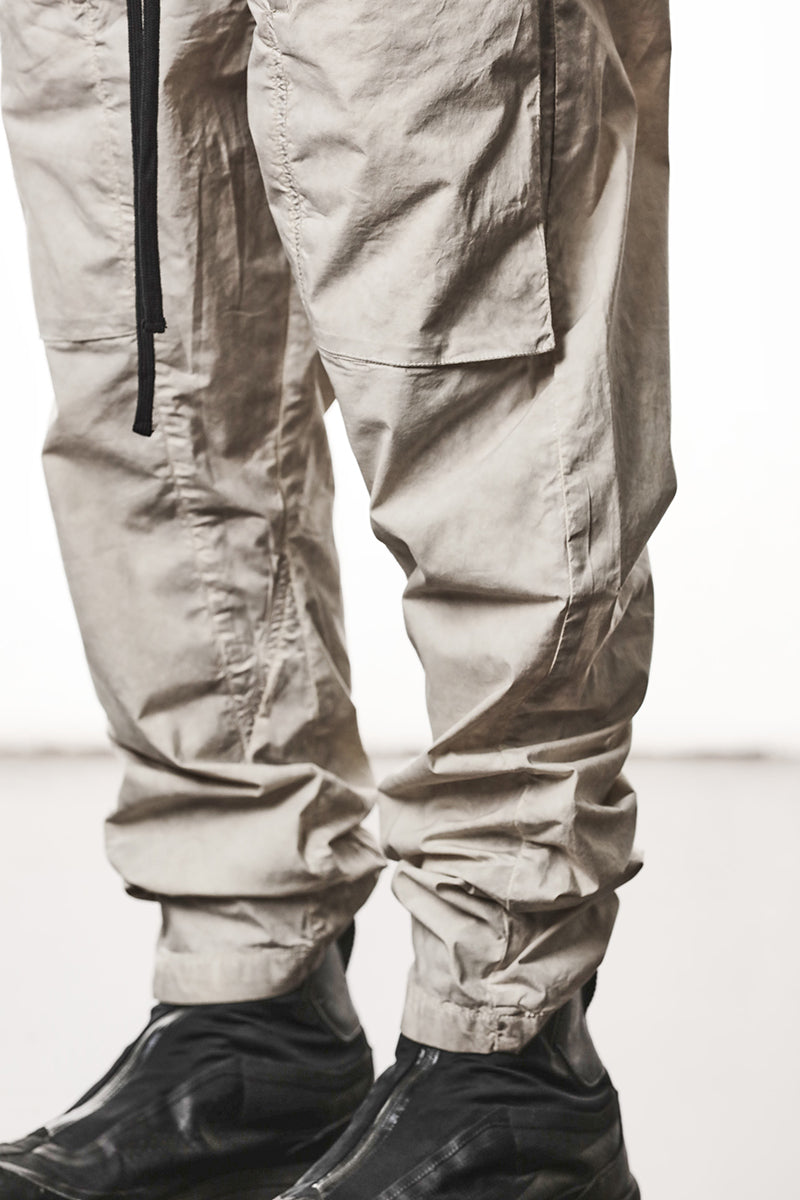 VEGETAL STONE PATCHED POCKETS STRETCH PANTS