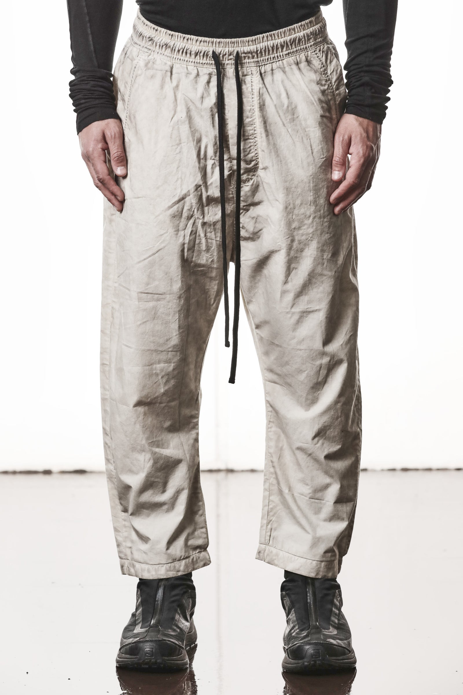 VEGETAL STONE ORGANIC COTTON CROPPED TROUSERS