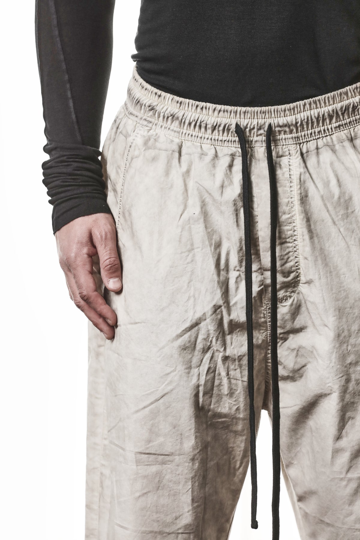 VEGETAL STONE ORGANIC COTTON CROPPED TROUSERS