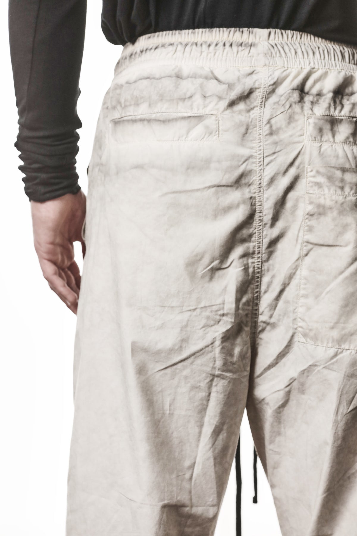 VEGETAL STONE ORGANIC COTTON CROPPED TROUSERS