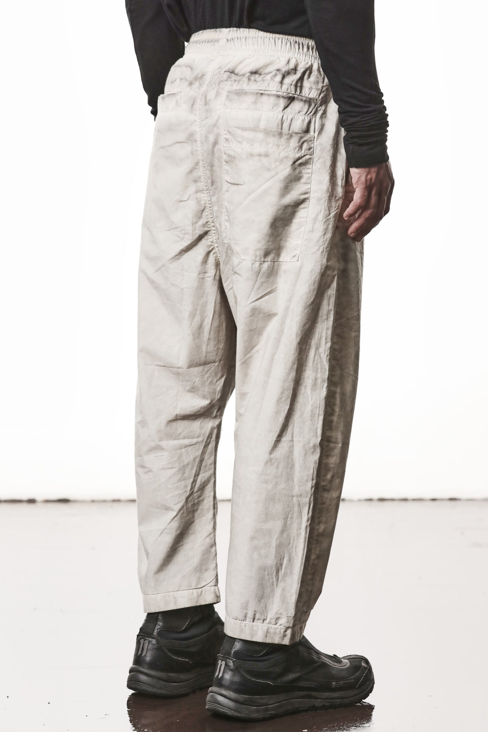 VEGETAL STONE ORGANIC COTTON CROPPED TROUSERS