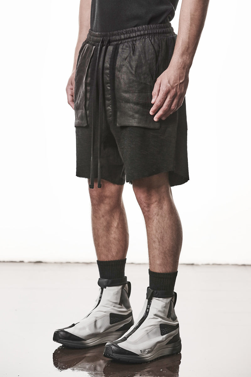 BLACK PATCHED LINEN POCKETS SHORTS