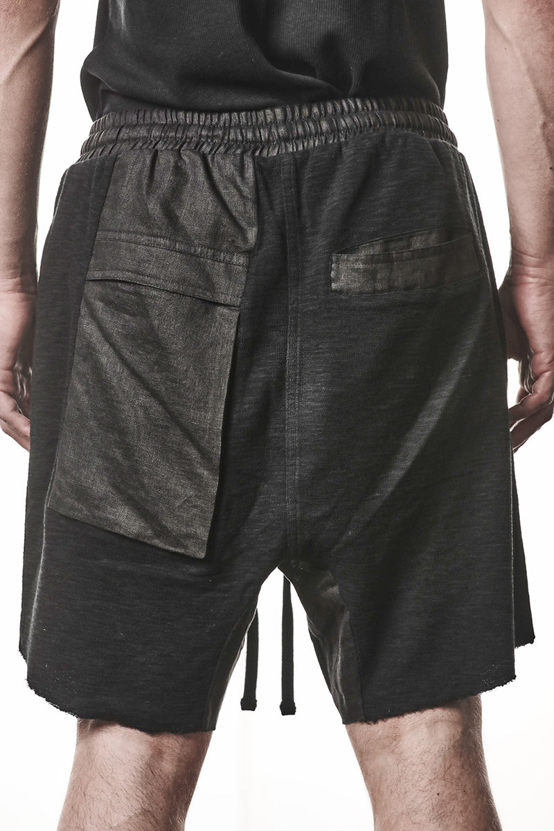 BLACK PATCHED LINEN POCKETS SHORTS