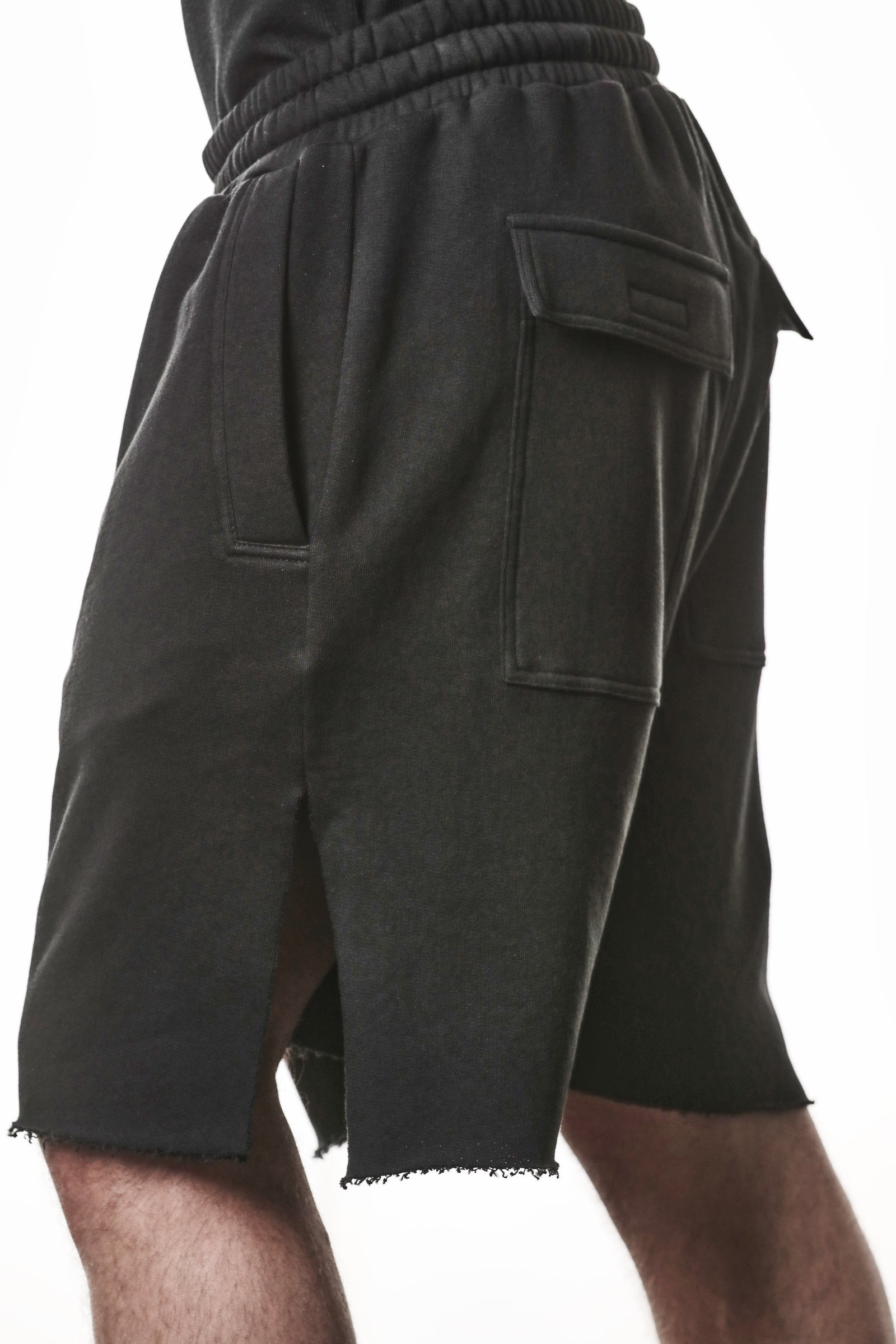 THOM-KROM-SHOP-ONLINE-THOM-KROM-SHOP-ONLINE-SS26-MST519_BLACK_3486