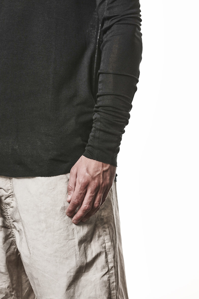 BLACK ULTRA LIGHT VISCOSE LONG SLEEVES TOP