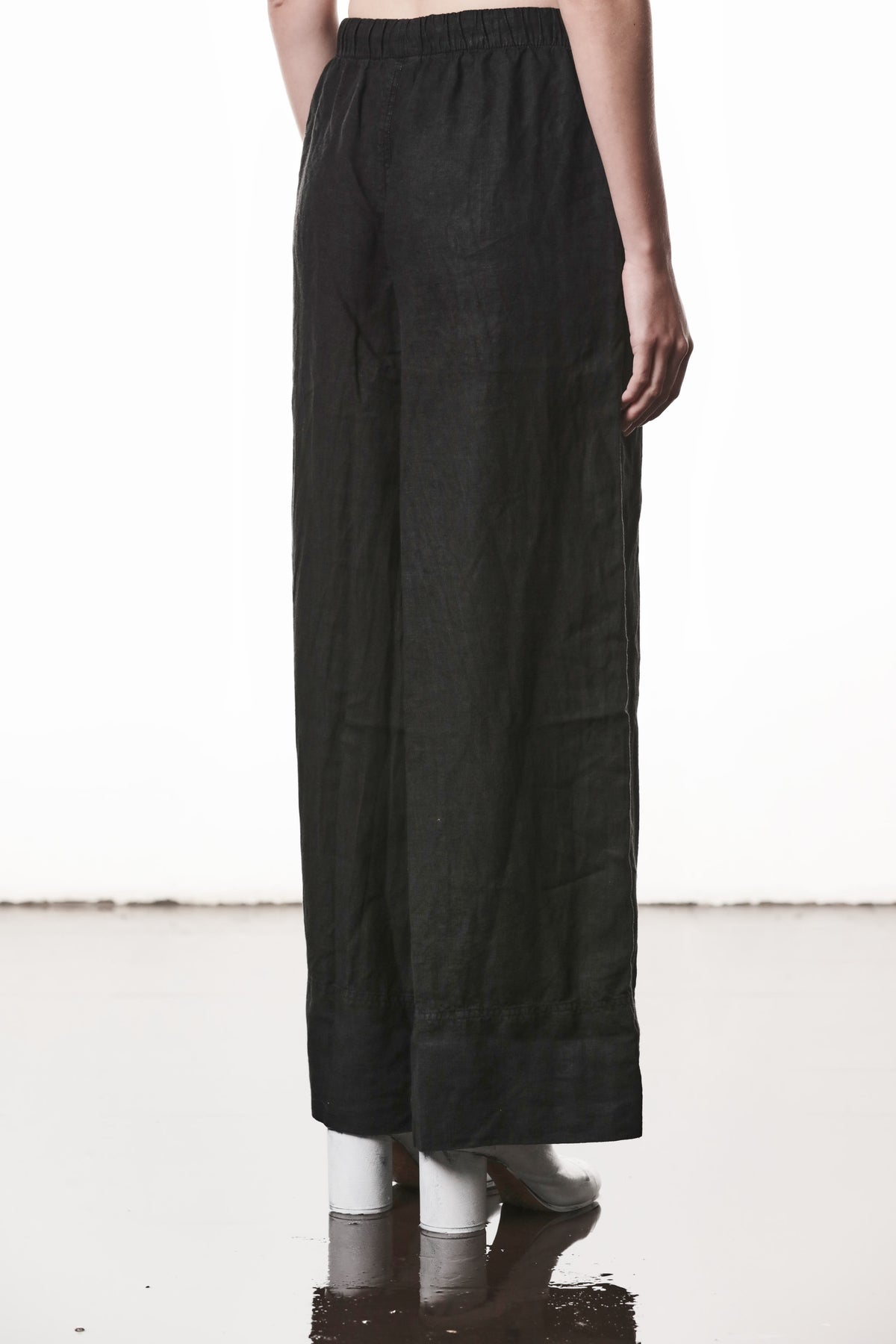 CROPPED WIDE-LEG LINEN TROUSERS