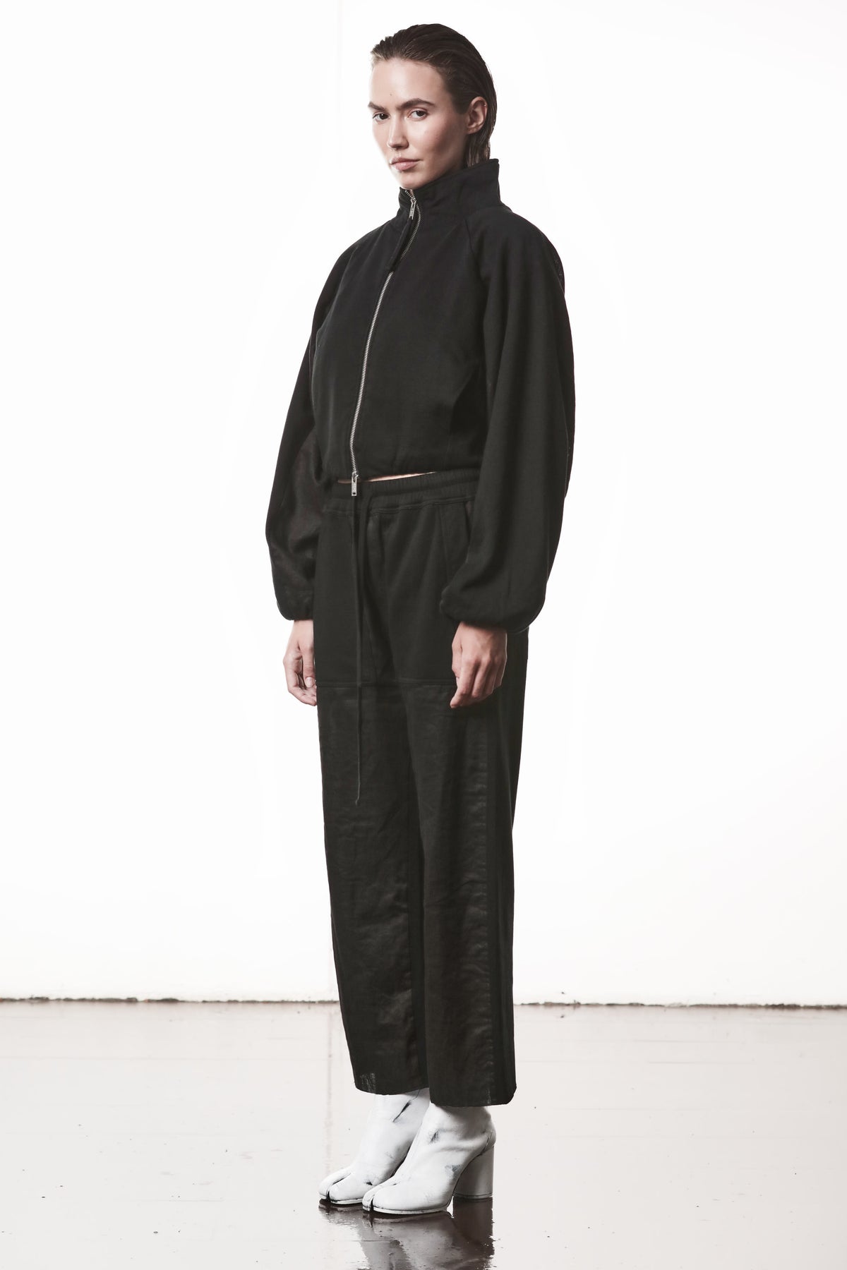 BLACK MATMIX SWEAT JACKET