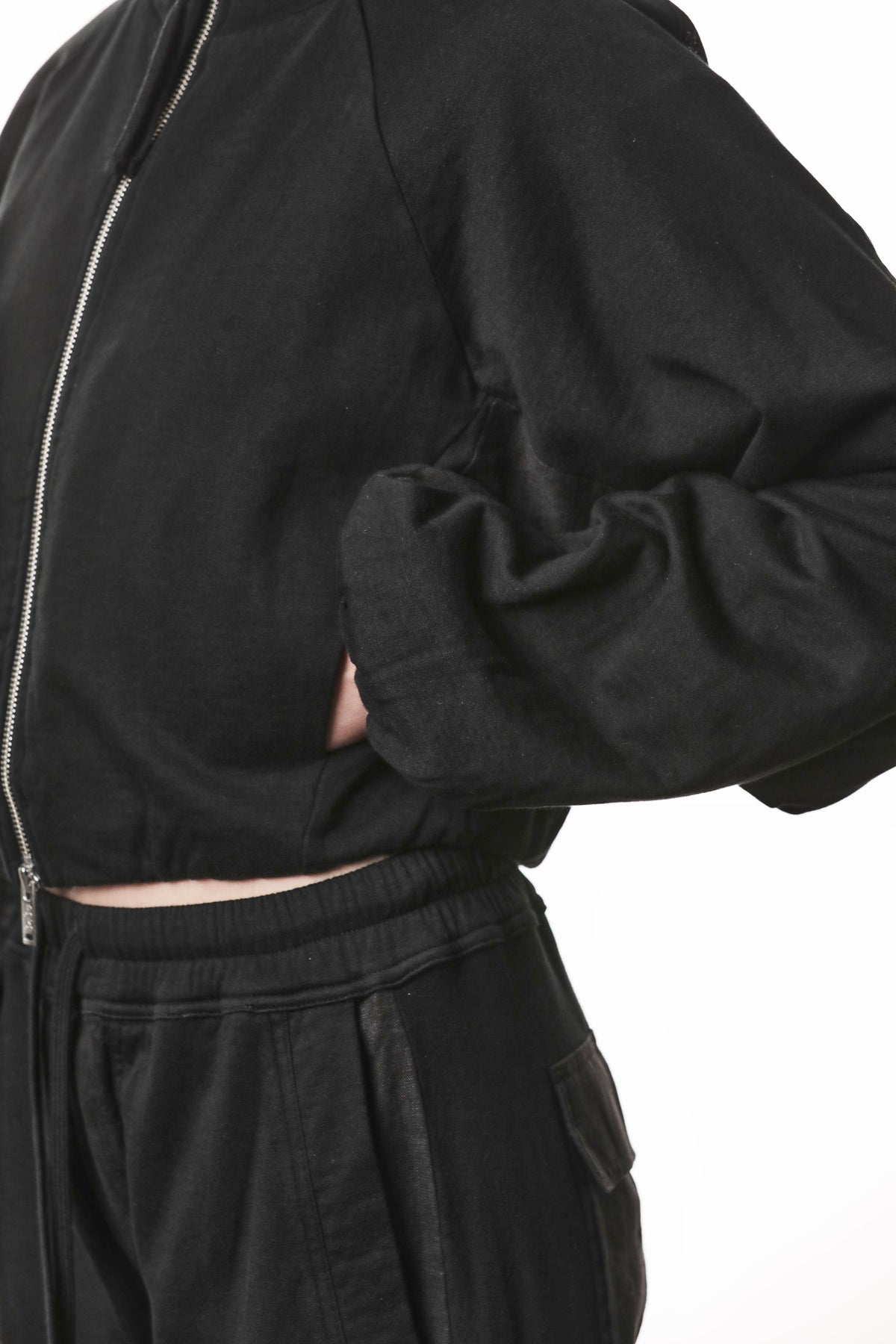 BLACK MATMIX SWEAT JACKET