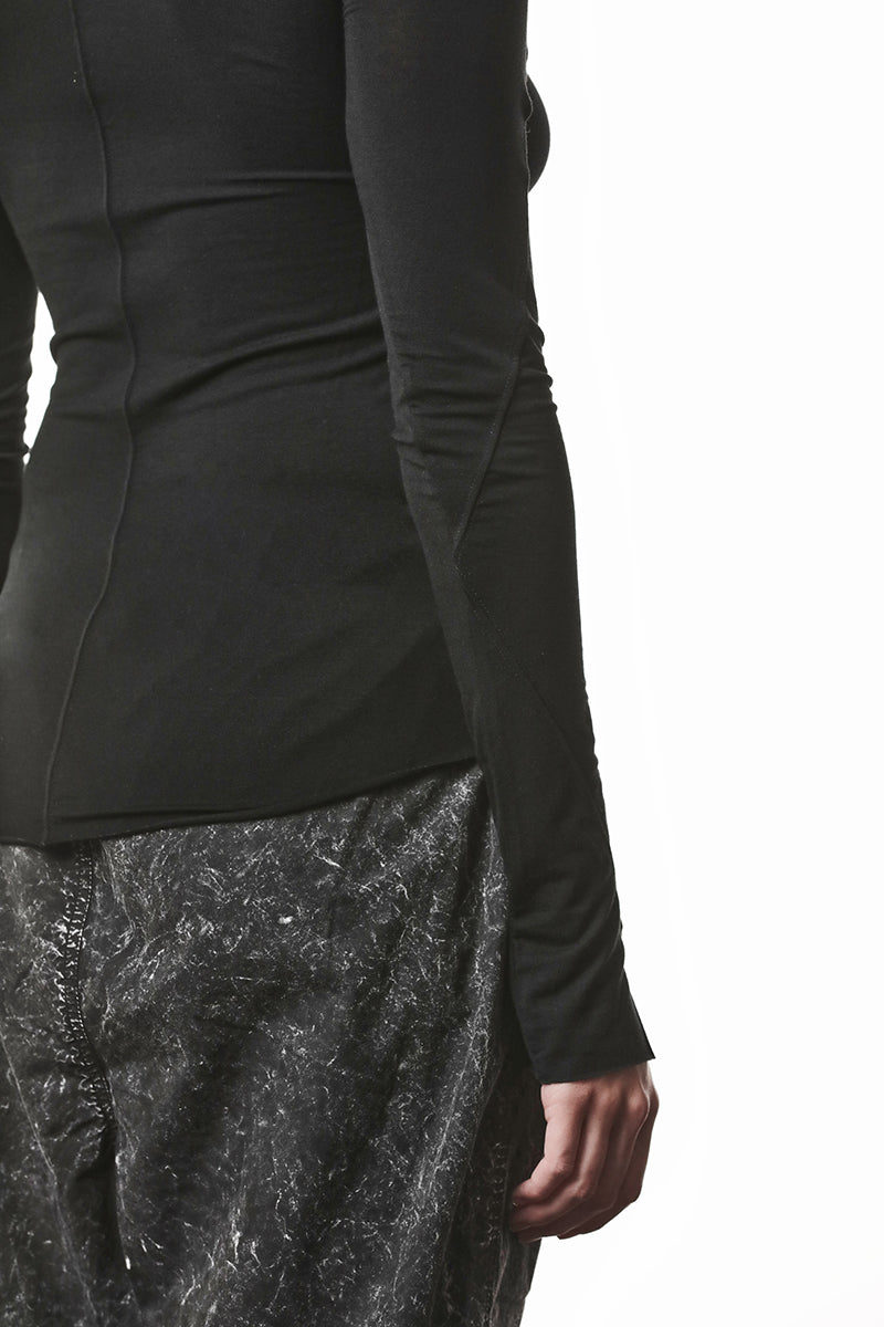 BLACK SOFT LONG SLEEVES TEE