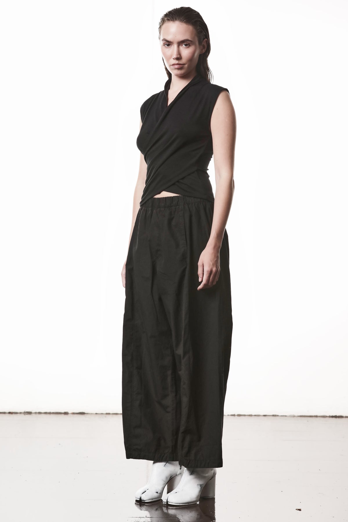 BLACK WRAPPED SILK MIX TOP