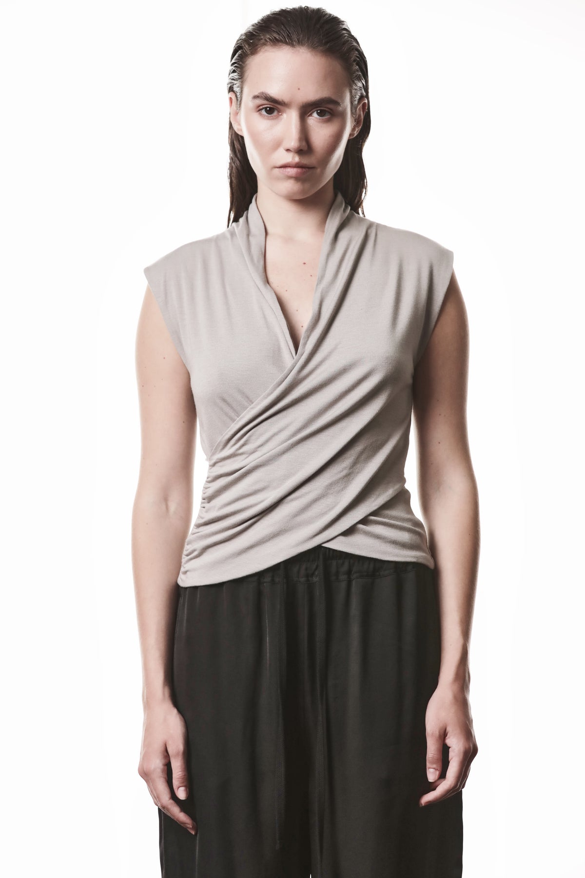 STONE WRAPPED SILK MIX TOP