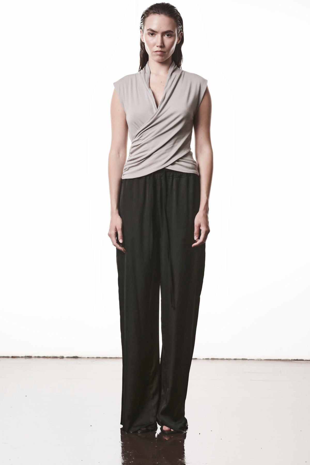 STONE WRAPPED SILK MIX TOP