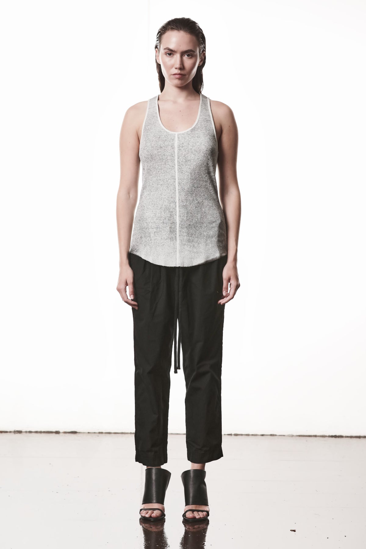 SPRAYED GREY LONG RIB TANK TOP